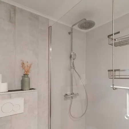 2 Bedroom Gorgeous In Nyaraló Rendeux