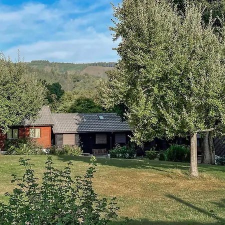 2 Bedroom Gorgeous In Σπίτι διακοπών *